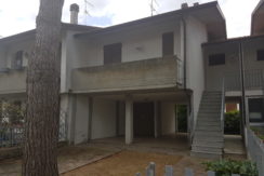 Esterno
