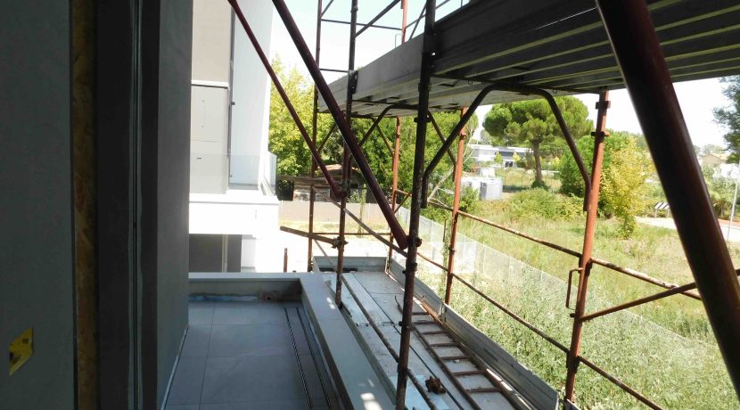 16 balcone dietro