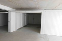 32 garage